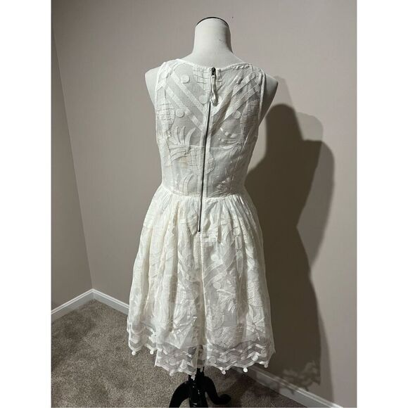 Maeve Anthropologie white dress size 10 - Picture 5 of 12